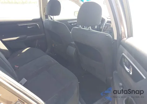 2014 Nissan Altima 2.5 S из США, поврежденный, VIN 1N4AL3AP8EN235495